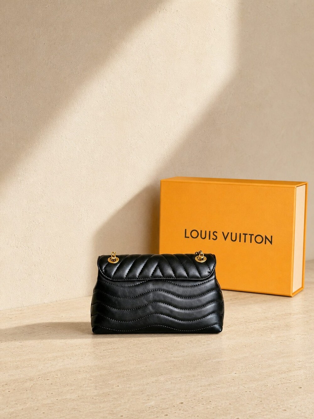 Louis Vuitton Black Quilted New Wave Chain Shoulder Handbag - Picture 5 of 6